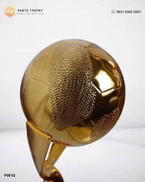 Piala Runner Up Liga 4 Indonesia Santo Trophy